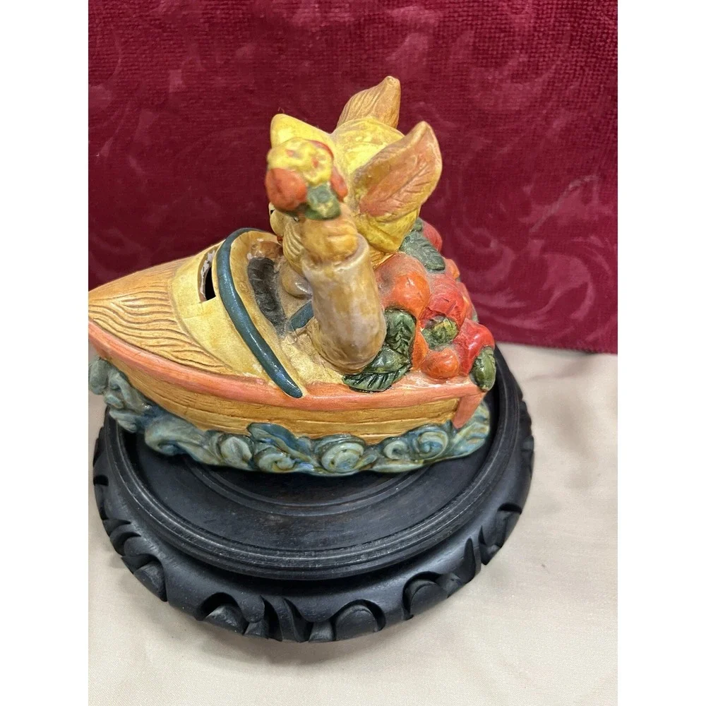 Vintage Ceramic Coin Bank Rabbit In Boat‎ (1217)